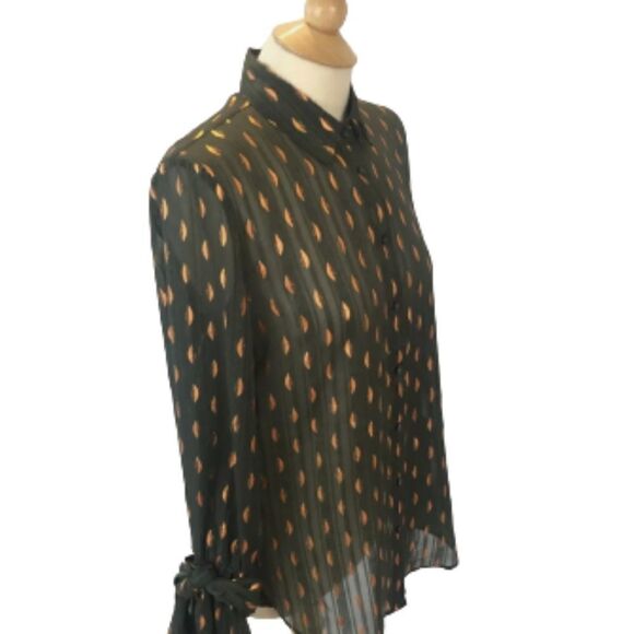 Banana Republic  - Picture 1 of 11